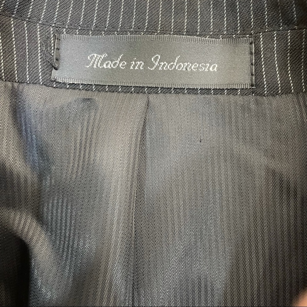 Apt 9 Gray Stripe Three Button Wool Blazer - image 4